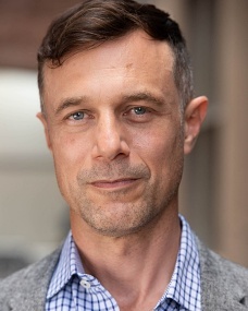 Pascal Langdale Web 1